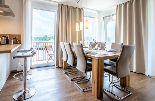 Tauplitz Apartment | Discover Grimming Lodge Sonnenröschen: Pet-Friendly Retreat