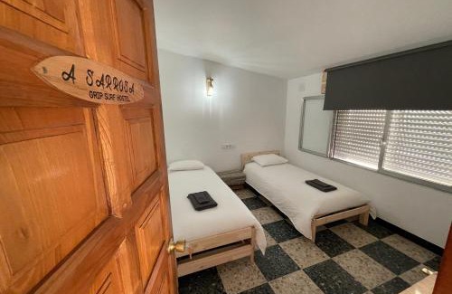 Corrubedo House | Discover Grip Surf Beach House Corrubedo - 4-Star Escape