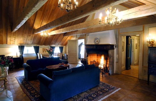 Mariefred Hotel | Discover Comfort at Gripsholms Värdshus - 4-Star Retreat