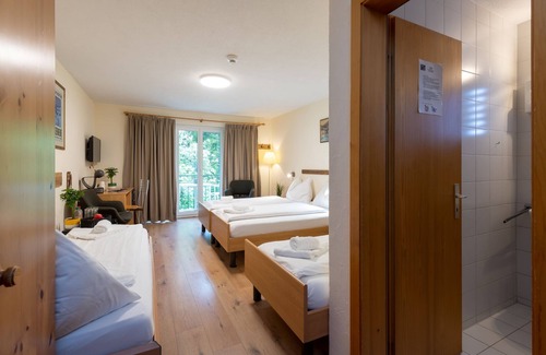 Parpan Cabin | Relax at Grischalodge: Pool, Spa & Family-Friendly Fun