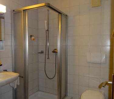 Parpan Hotel | Experience Grischalodge: Mountain Views and Relaxing Amenities