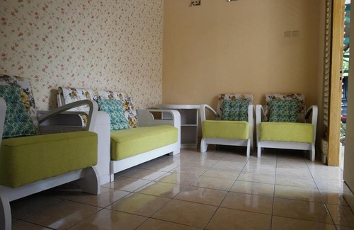 Semarang House | Family-Friendly Griya Kulon: Guest Rated 9/10