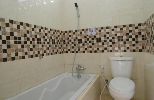 Semarang House | Family-Friendly Griya Kulon: Guest Rated 9/10