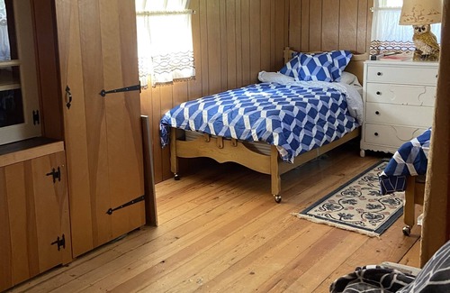 Star Valley Ski Chalet | Discover Grizzly Pines: Off-Grid Chalet with Family Amenities