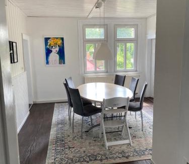 Arnstadt Apartment | Welcoming Top-Rated Dachgeschosswohnung in Arnstadt