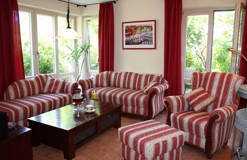 Frickenfelden Apartment | Spacious Getaway with Garden and Family-Friendly Amenities