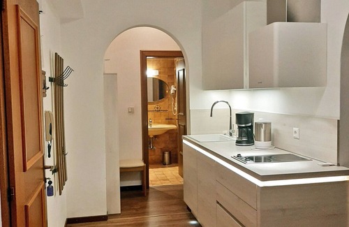 Tesimo Apartment | Cozy Retreat for 2-4 with Ocean View - Residence Kronstein