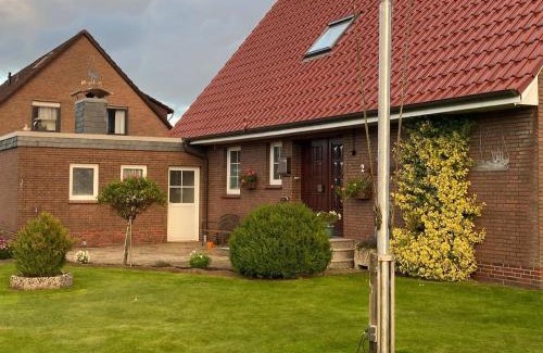Berumbur Apartment | Spacious Family Retreat in Berumbur with Garden & Grill