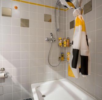 Outer Neustadt Apartment | Family-Friendly Große Louise in Neustadt - Rated 9.3/10