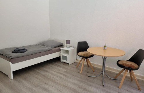 Bad Grund Apartment | Cozy Monteurwohnung with Hot Tub & Breakfast Near Nina