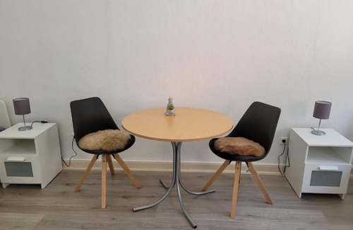 Bad Grund Apartment | Cozy Monteurwohnung with Hot Tub & Breakfast Near Nina