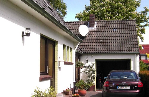 Wittmund Apartment | Guest Rated 10/10 at Gästehaus Fischer - Family-Friendly Stay