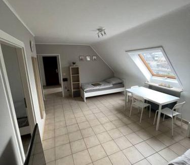 Moenchengladbach Apartment | Spacious MG 32: Family-Friendly Stay for Up to 5 Guests