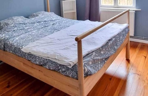 Nauen Apartment | Spacious Group Apartment for Events with Cozy Amenities