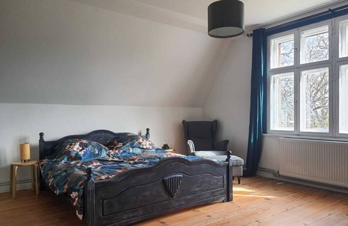 Nauen Apartment | Spacious Group Apartment for Events with Cozy Amenities