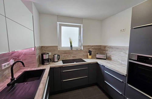 Altlindenau Apartment | Perfect Apartment Near the Stadium with Breakfast Included