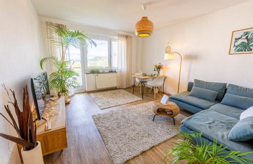 Jena-Nord Apartment | Contemporary 2-Bedroom Apartment with Balcony & Netflix
