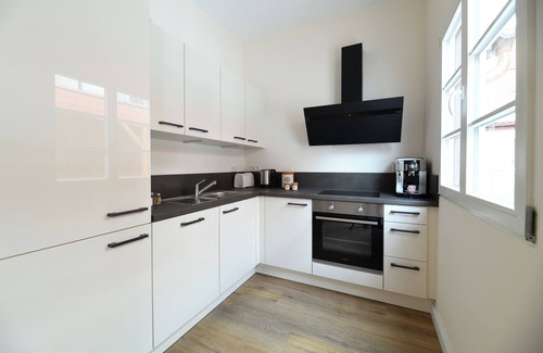 Heppenheim Apartment | Cozy Apartment with Sunny Balcony Overlooking Courtyard