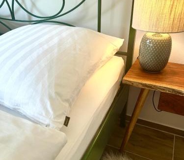 Munchen District Apartment | Spacious Apartment with Terrace, Ocean View & Hot Tub