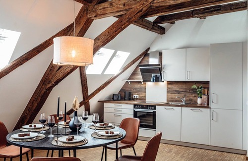 Coburg Apartment | Stylish Family Apartment in City Center – Guest Rated 10/10