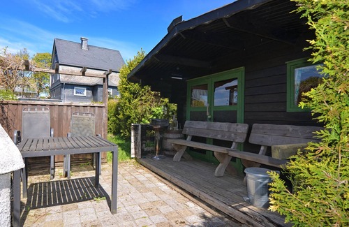 Altastenberg House | Inviting Detached House with Sauna, Steps from Ski Lifts