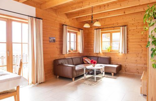Poellauberg House | Spacious Holiday Home with Ocean View and 5 Bedrooms