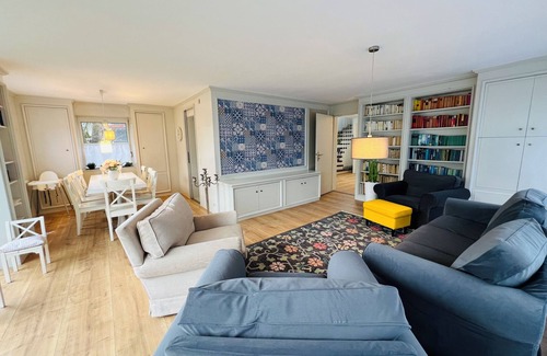 Wangen im Allgaeu House | Retro Charm: Family & Pet-Friendly 60s Style Escape