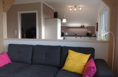 Wiegboldsbur Apartment | Spacious Apartment with Kitchen, Perfect for Families
