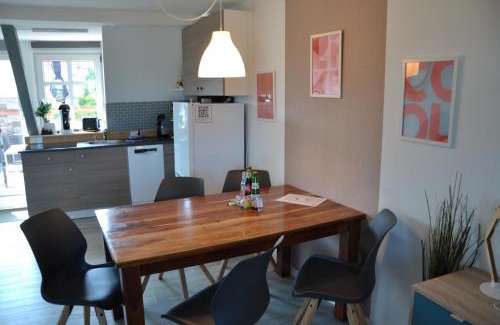 Wolmirstedt Apartment | Spacious Loft or Cozy Apartment with Balcony & Breakfast