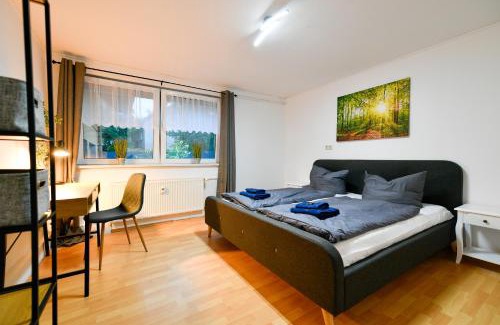 Gallinchen Apartment | Spree Apartment: Spacious 3-Bedroom Retreat for Families
