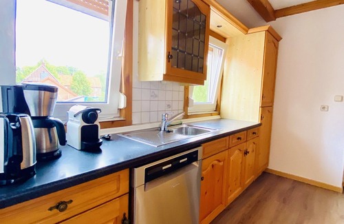 Soltau Apartment | Bright and Inviting Apartment with Pool & Spa - Rated 10/10