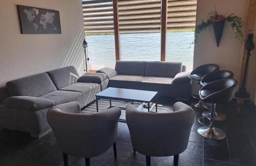 Wald House | Family-Friendly Retreat at Bachblick with Scenic Views