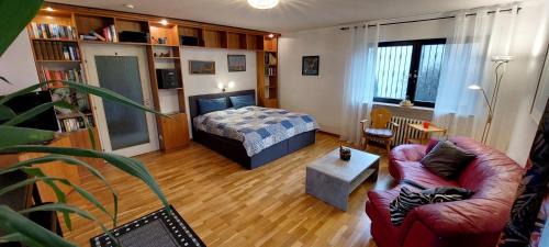 Zell am Main Apartment | Spacious Terrace Apartment in Zell, Würzburg - Rated 9/10