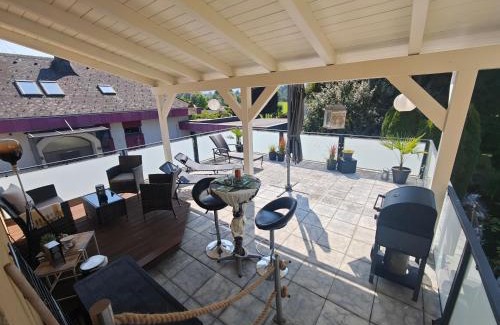 Zeltweg Apartment | Spacious Apartment with Terrace & Pet-Friendly Amenities