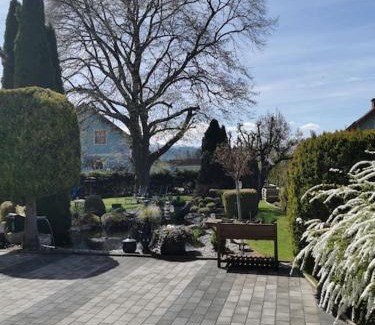 Zeltweg Apartment | Spacious Apartment with Terrace & Pet-Friendly Amenities