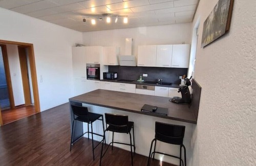 Rust Apartment | Spacious Retreat Just 10 Minutes from Europapark!