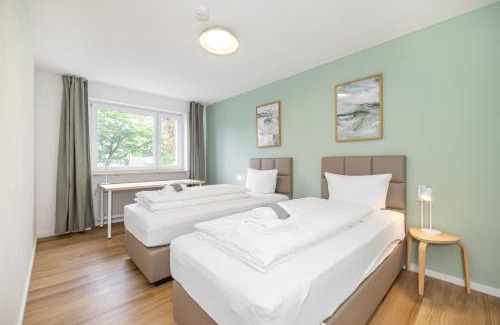 Zellerau Apartment | Discover Jägerstraße: Family-Friendly Hotel Awaits You