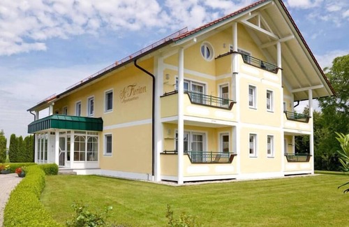 Bad Fuessing Apartment | Spacious Apartment with Kitchen & Perfect Guest Rating 10/10
