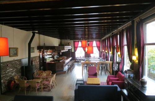Scherpenzeel Villa | Inviting Group Accommodation at De Landerij