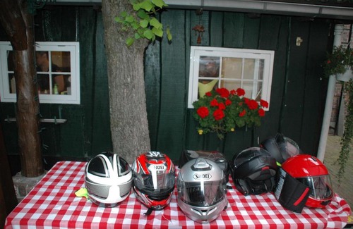 Municipality of Heerlen Bed & Breakfast | Inviting Groepsaccommodatie In den Hof with Family Amenities