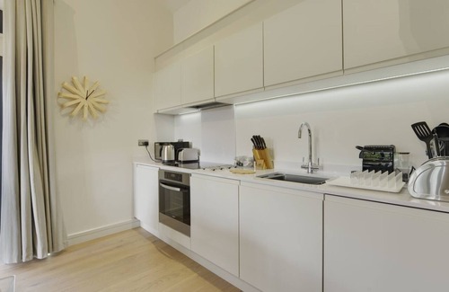 Talaton Cottage | Grooms Cottage: Pet-Friendly Retreat in Beautiful Talaton