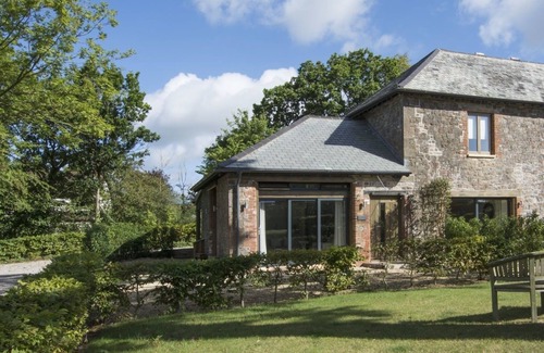 Talaton Cottage | Grooms Cottage: Pet-Friendly Retreat in Beautiful Talaton