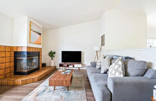 Grover Beach House | Groovy Getaway: Family-Friendly Retreat with 10/10 Rating