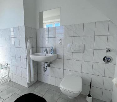 Hildesheim District Apartment | Charming English Romance at Hildesheim with Hot Tub Bliss