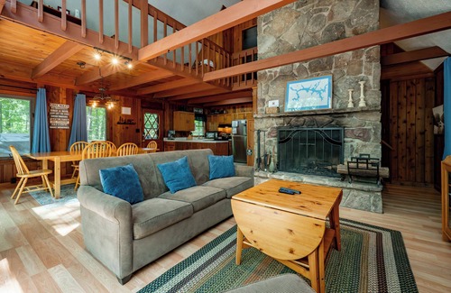 Sky Valley House | Relaxing Retreat: Lake Access, Pet Friendly & Hot Tub Comfort