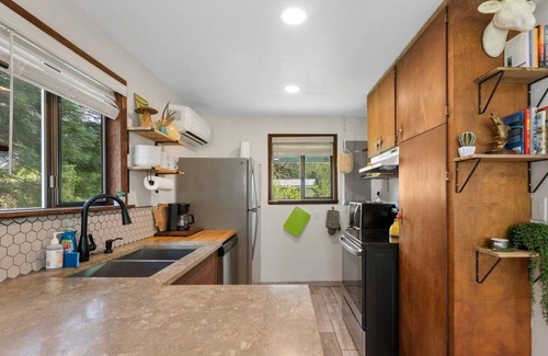 Gold Bar Cabin | Experience Grotto/Baring Cabin, Steps from Leavenworth