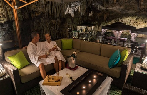 Hamilton Parish Resort | Relax at Grotto Bay Beach Resort - 4-Star Eco-Friendly Escape