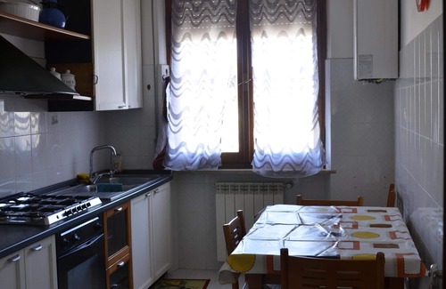 Castiglione della Pescaia Apartment | Cozy Ground Floor Apartment with Garden Near the Sea