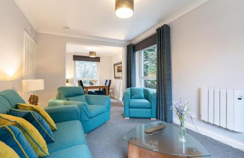 Bridge of Allan Apartment | Convenient Two Bedroom Flat with Pet and Child-Friendly Perks