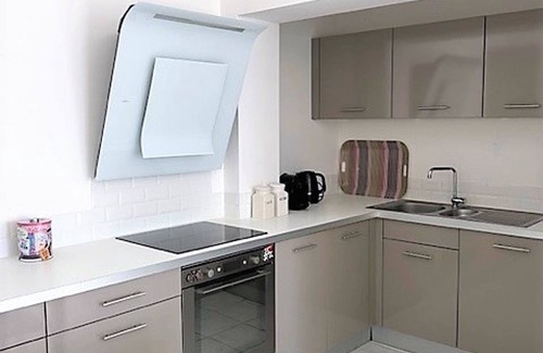 Villanova Apartment | Ideal Apartment Villanova: 2 Bedrooms, Top Amenities